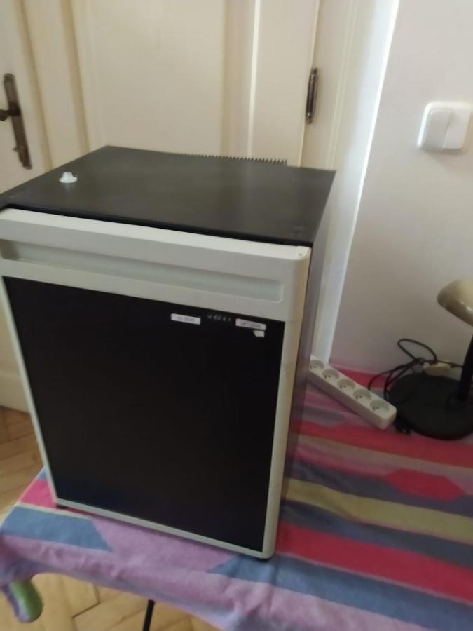 Private Room In Shared Luxurious Palace Like Apartment With 2 Bathrooms Including Whirlpool And Virtual Reality Praga Exterior foto
